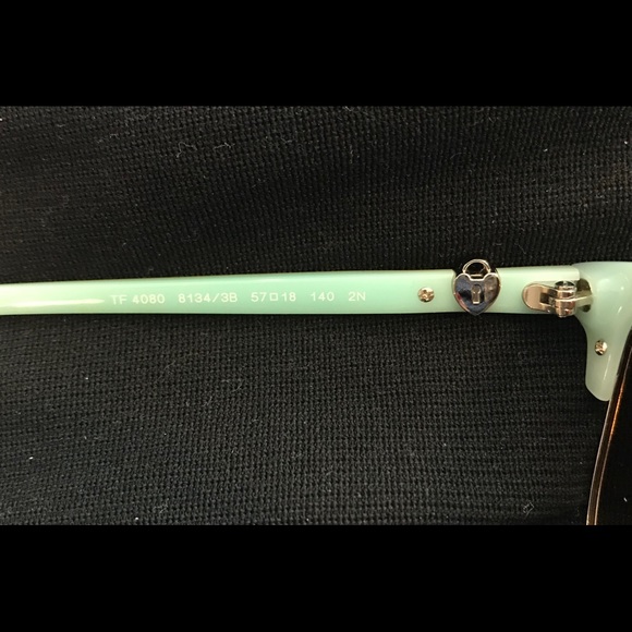 Beauteous Tiffany & Co. Locks Sunglasses - Picture 5 of 6